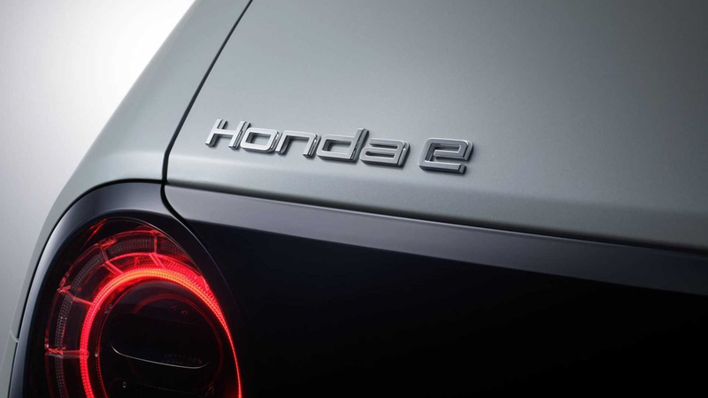 Illustration for article titled The Honda E Production Version Looks Just As Good As The Prototype